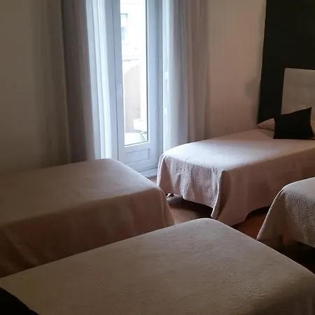 Hostal Montecarlo-3